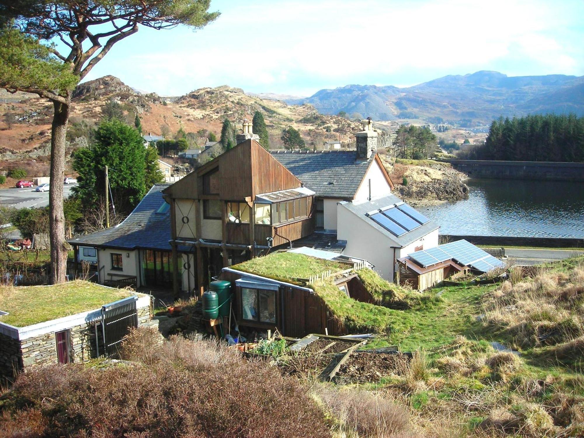 Bryn Elltyd Eco House Guest House Blaenau Ffestiniog Exterior photo
